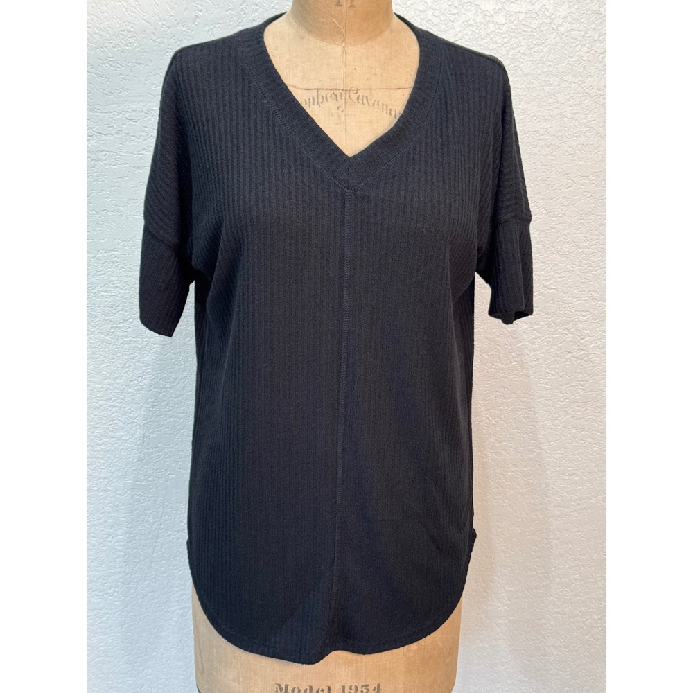 7th Ray Womens Black Ribbed‎ V-Neck Short Sleeve Top T-5072 Size Small NEW
